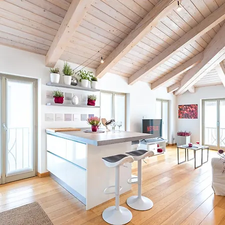 La Tessella - Con Posto Auto Gratis דירה *